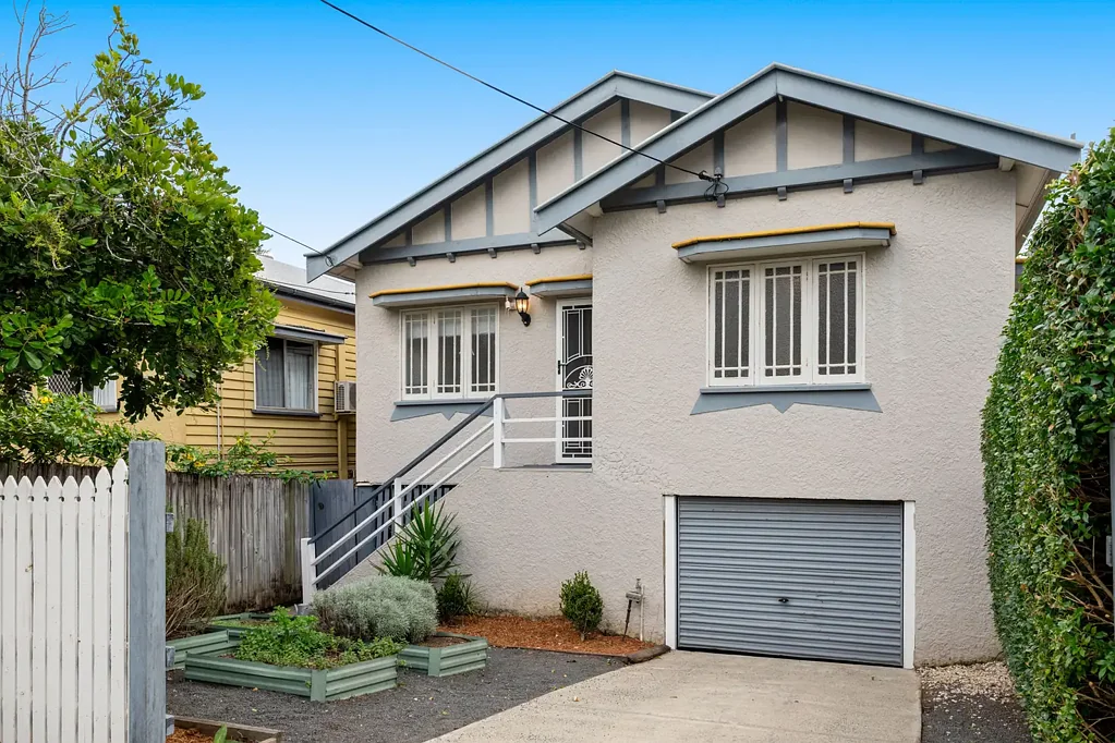 38 Douglas Street, Greenslopes, QLD 4120