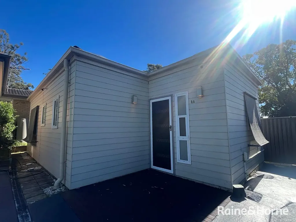 Modern Granny Flat with Private Access