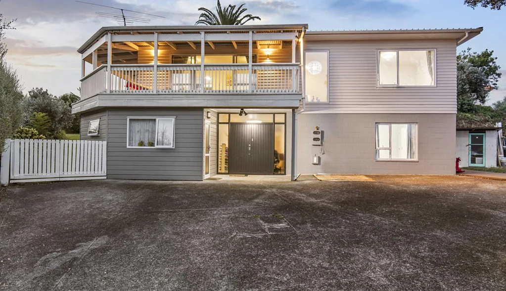 18 Dunstall PlaceMāngere Bridge, Auckland