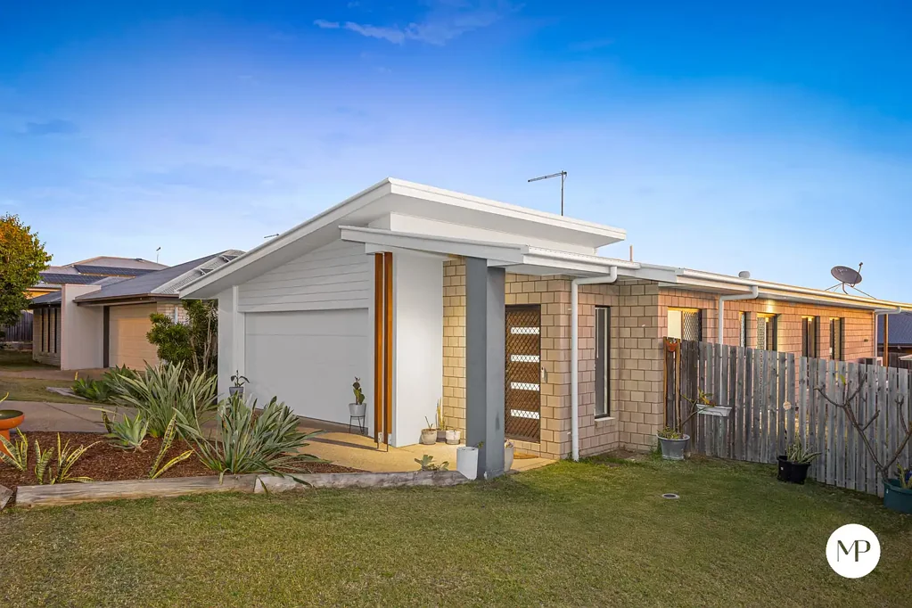 9 Maple Street, Norman Gardens, QLD 4701