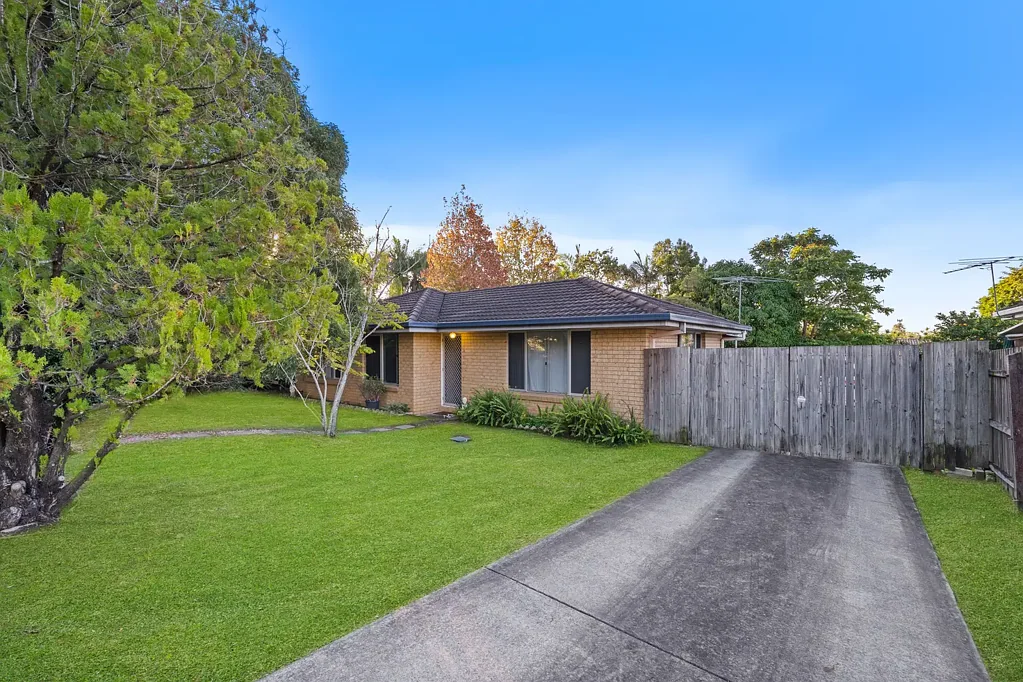 18 Taplow Street, Waterford West, QLD 4133