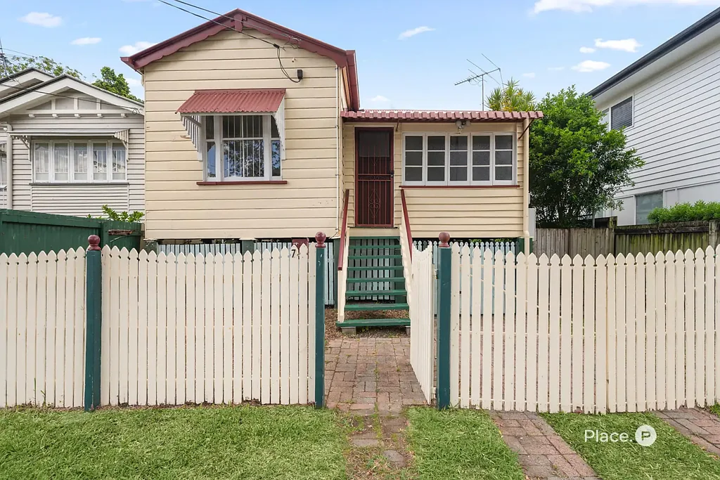 7 Riddings Street, Coorparoo, QLD 4151