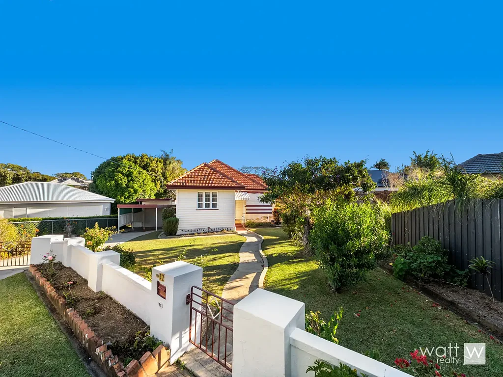 42 Vale Street, Wavell Heights, QLD 4012