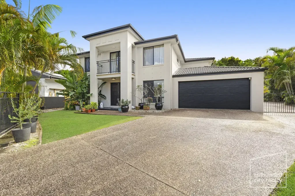 Pelican Waters 5房  Space, Style & A Premium Pelican Waters Address…