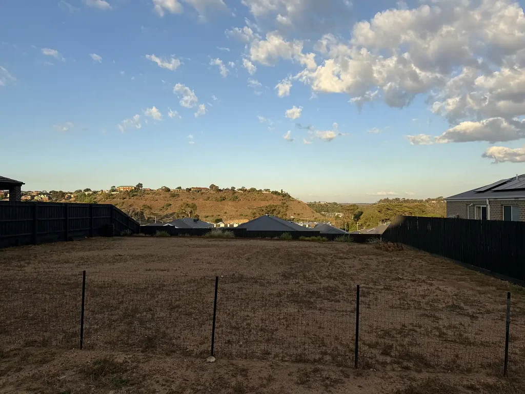 Bacchus Marsh 大宅地块640㎡ 精美景观设计 完全涂漆围栏 家庭友好社区 南向田园风光 Ready to go Block in  UNDERBANK ESTATE