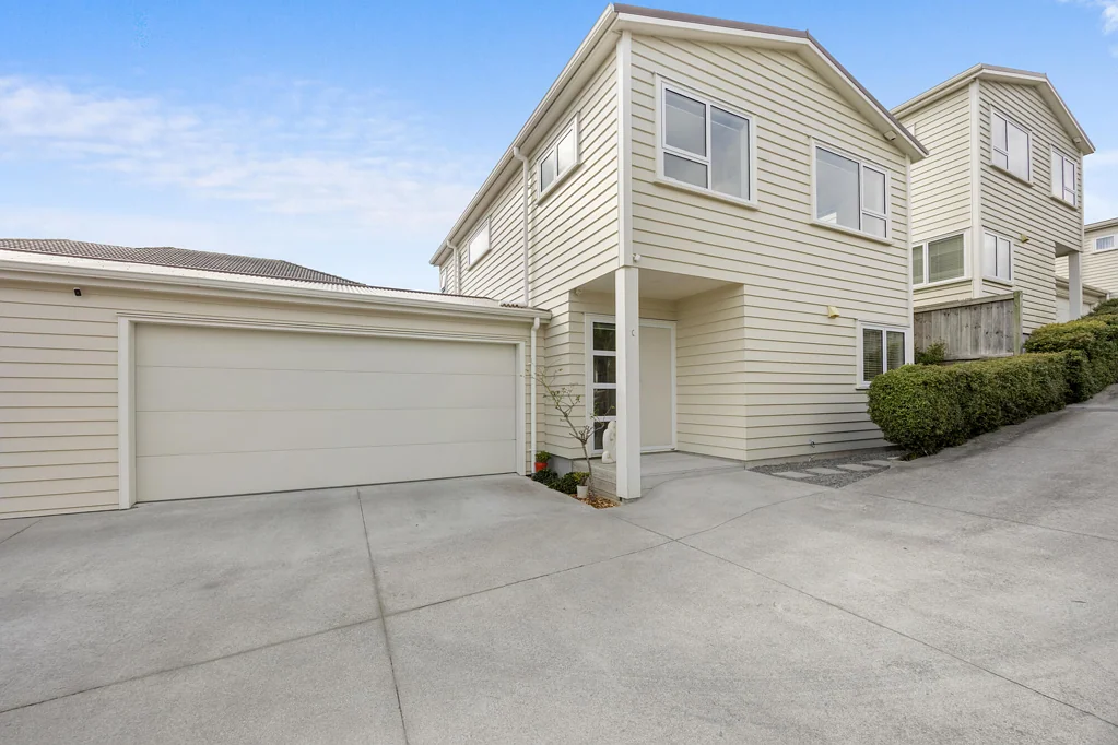 Pakuranga Heights 3ਬੈੱਡਰੂਮ Move In. Unpack. Enjoy.
