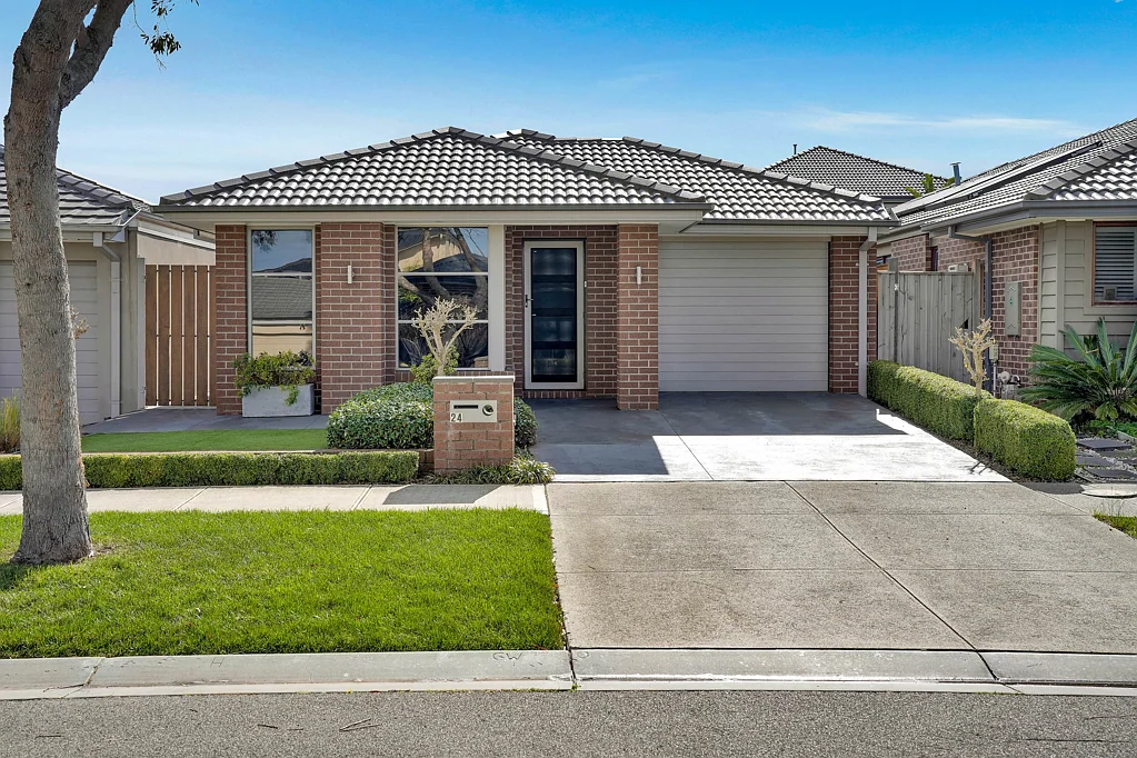 24 Howren Terrace, Greenvale, VIC 3059