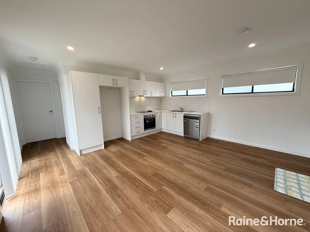 Brand new 2 bedroom granny flat
