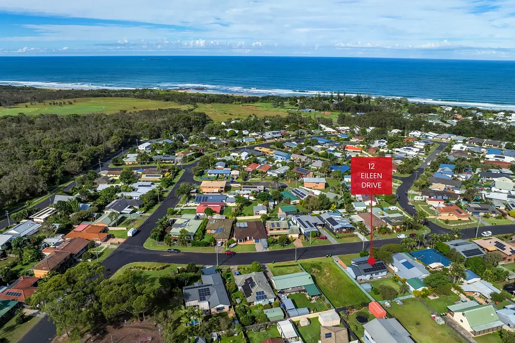 12 Eileen Drive, Corindi Beach, NSW 2456