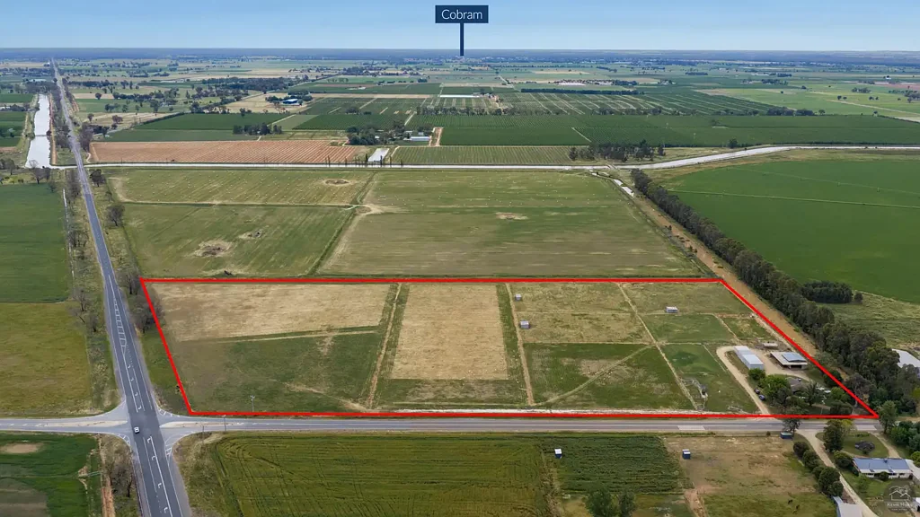 Muckatah  20 Acres of Lifestyle Living, Space & Opportunity