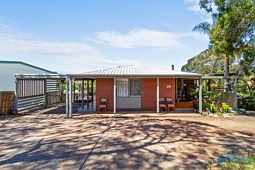 25 Banksia Street, Loch Sport
