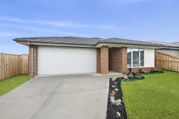 127 Bramley Avenue, Charlemont