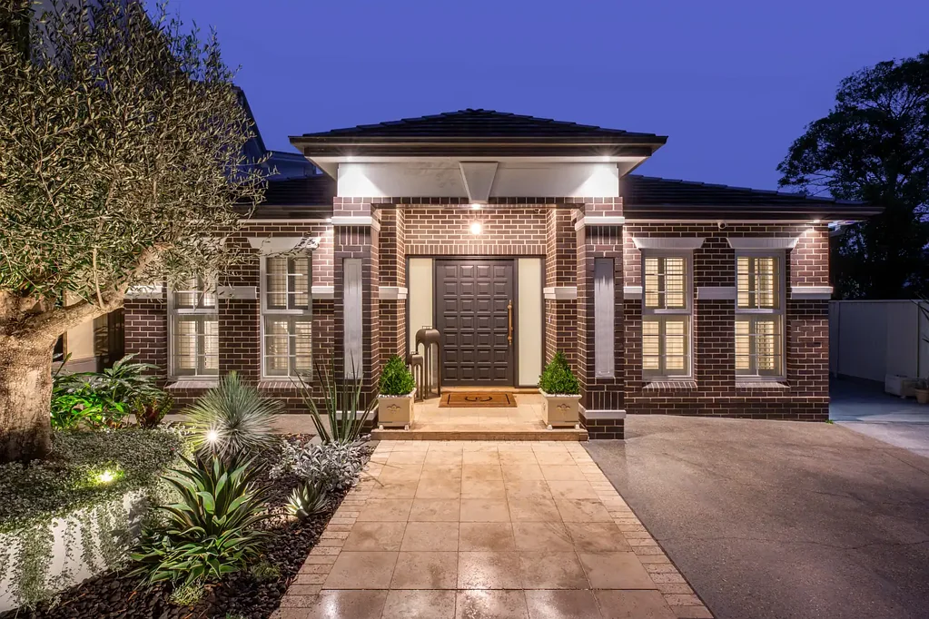 Greenacre 4ਬੈੱਡਰੂਮ Architecturally designed home ensures statement living/entertaining
