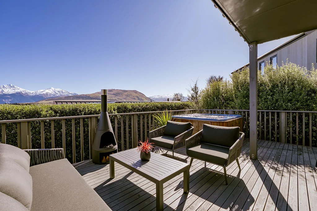 Jacks Point 3房  Entry level Jack's Point – must be sold
