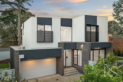 Balwyn 4chambre Architecturally Designed Luxury Townhouse in Prime Balwyn Location!