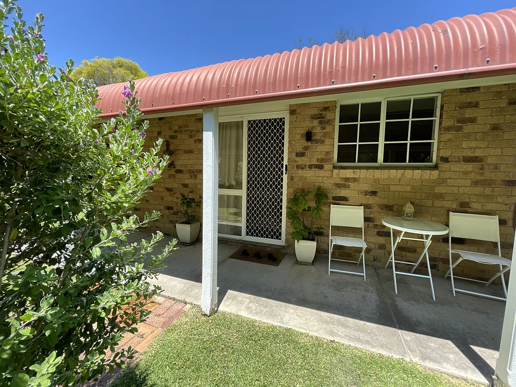 90 Pfingst Street, Goondiwindi, QLD 4390