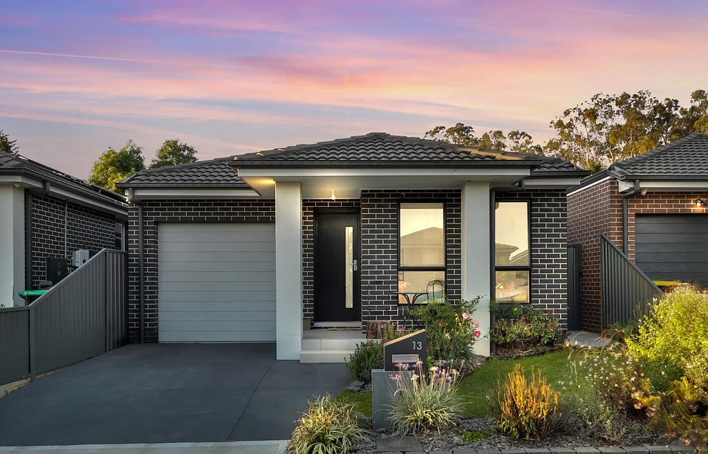 13 Wedgetail Avenue, Austral, NSW 2179