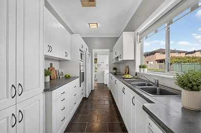 48 Albert Street, Ingleburn, NSW 2565, 4 slaapkamers, 1 badkamers, House
