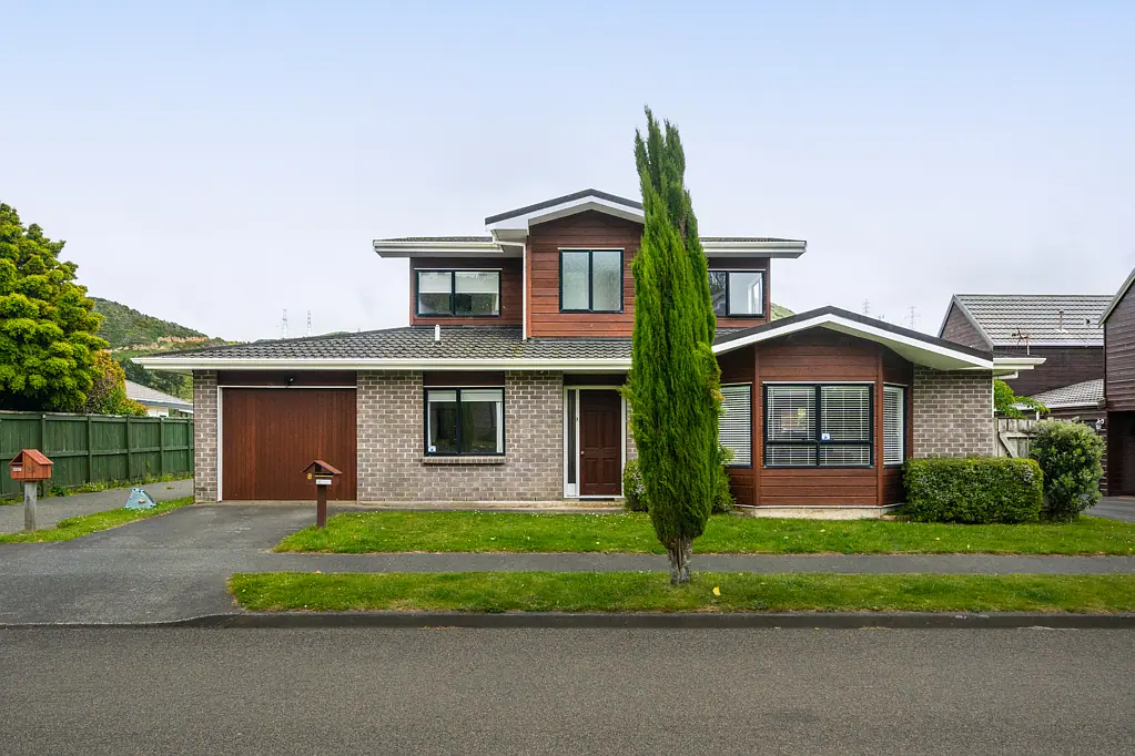8 Furlong Crescent, Churton Park, Wellington