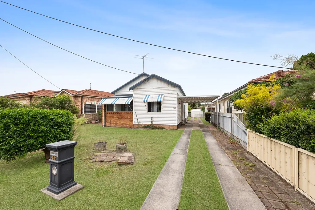 245 Adelaide Street, Raymond Terrace, NSW 2324