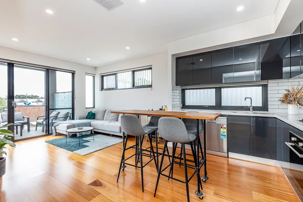 9/8 Gibney Avenue, Mount Hawthorn, WA 6016