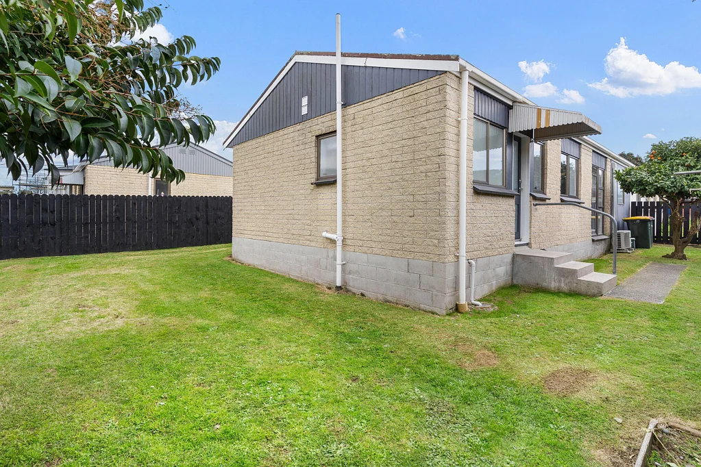 Papakura 2房  2 Bedroom That Ticks All Boxes - Must Be Sold!