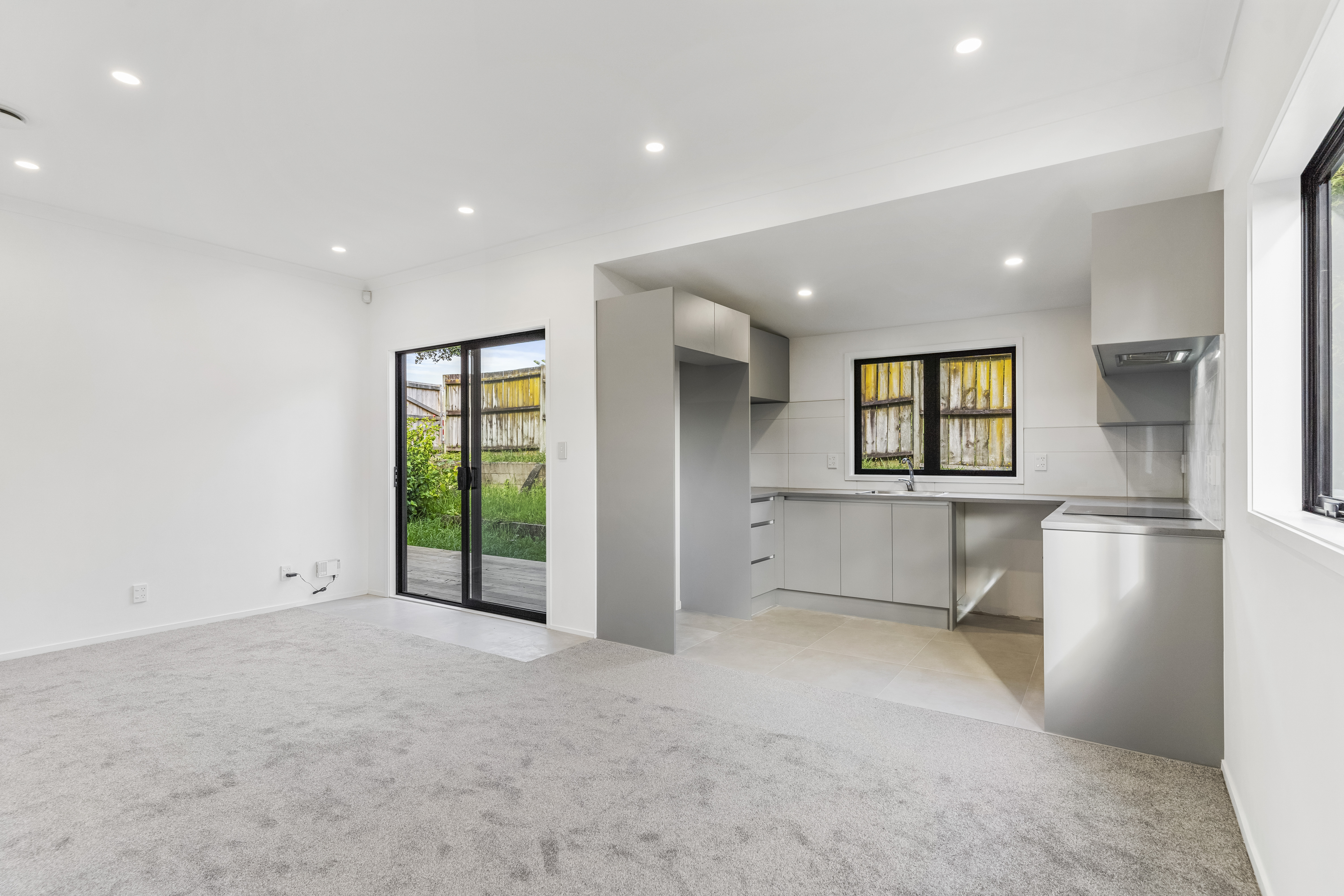 3215 Great North Road, New Lynn, Auckland - Waitakere, 2 phòng ngủ, 1 phòng tắm, House