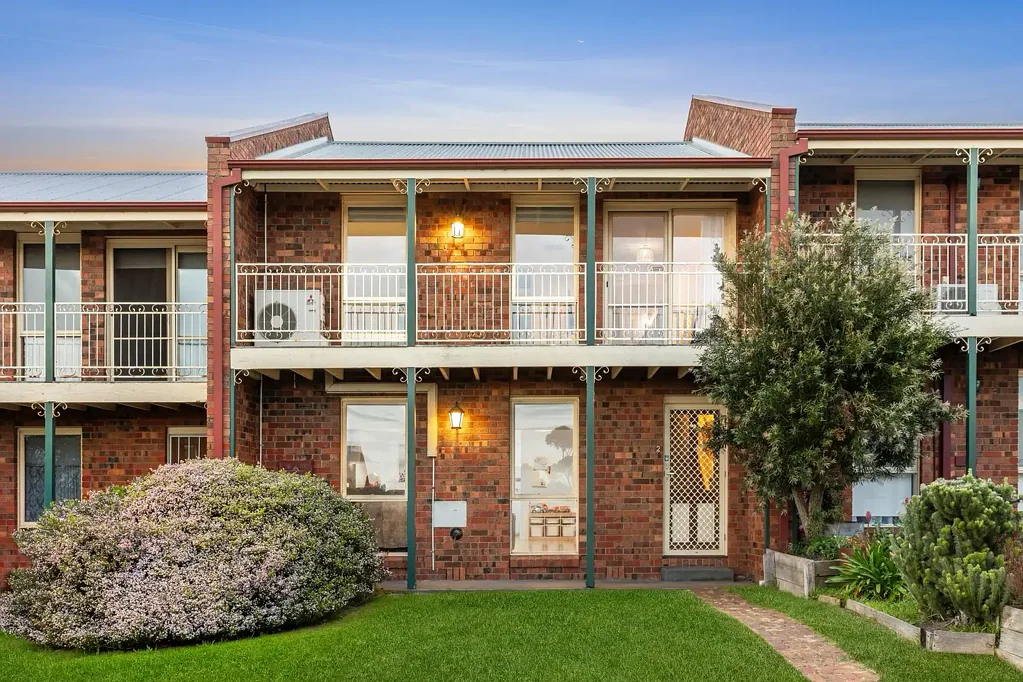 2/20-22 Scarlett Grove, Lara, VIC 3212