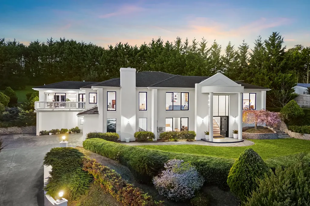 Warrandyte 4Phòng ngủ Fully Renovated Luxury on Over 4,000m² in Warrandyte