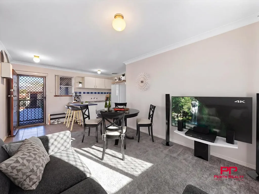 Maylands 2कमरा 2x1 City-Fringe Apartment in Sought-After Maylands - Walk to Cafés & Train