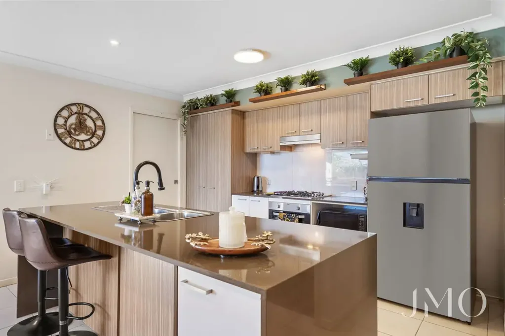 Ormeau 4બેડરૂમ Open-Plan Living and Dining Designed for Everyday Comfort