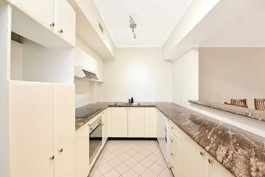 Spacious Apartment In A Central Location