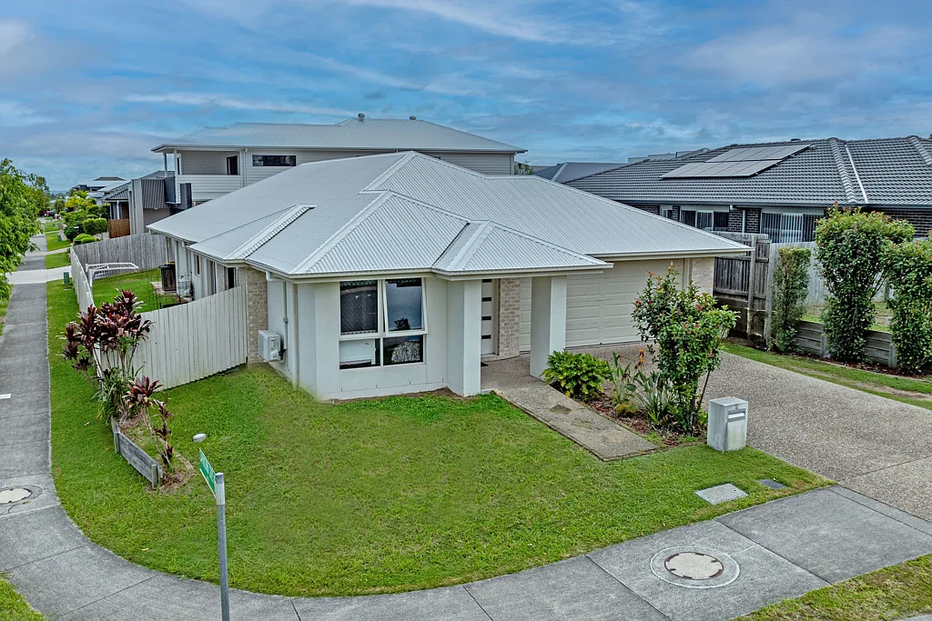 82 Daydream Crescent, Springfield Lakes, QLD 4300