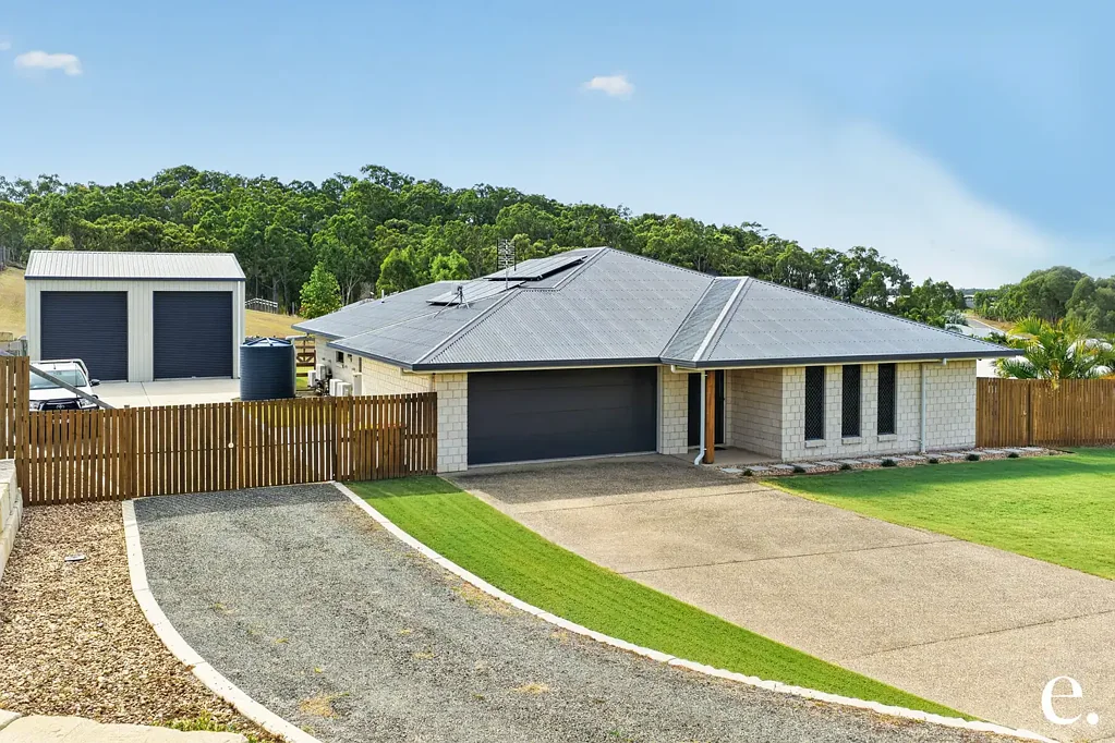 Tanby 4ห้องนอน Low-Maintenance Acreage Lifestyle in a Quiet Tanby Setting