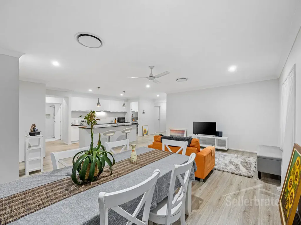 12 Bangalow Circuit, Bahrs Scrub, QLD 4207