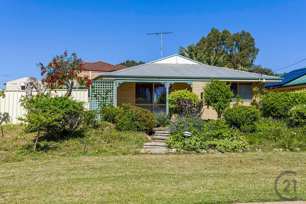 11 Caspar Road, Madora Bay, WA 6210