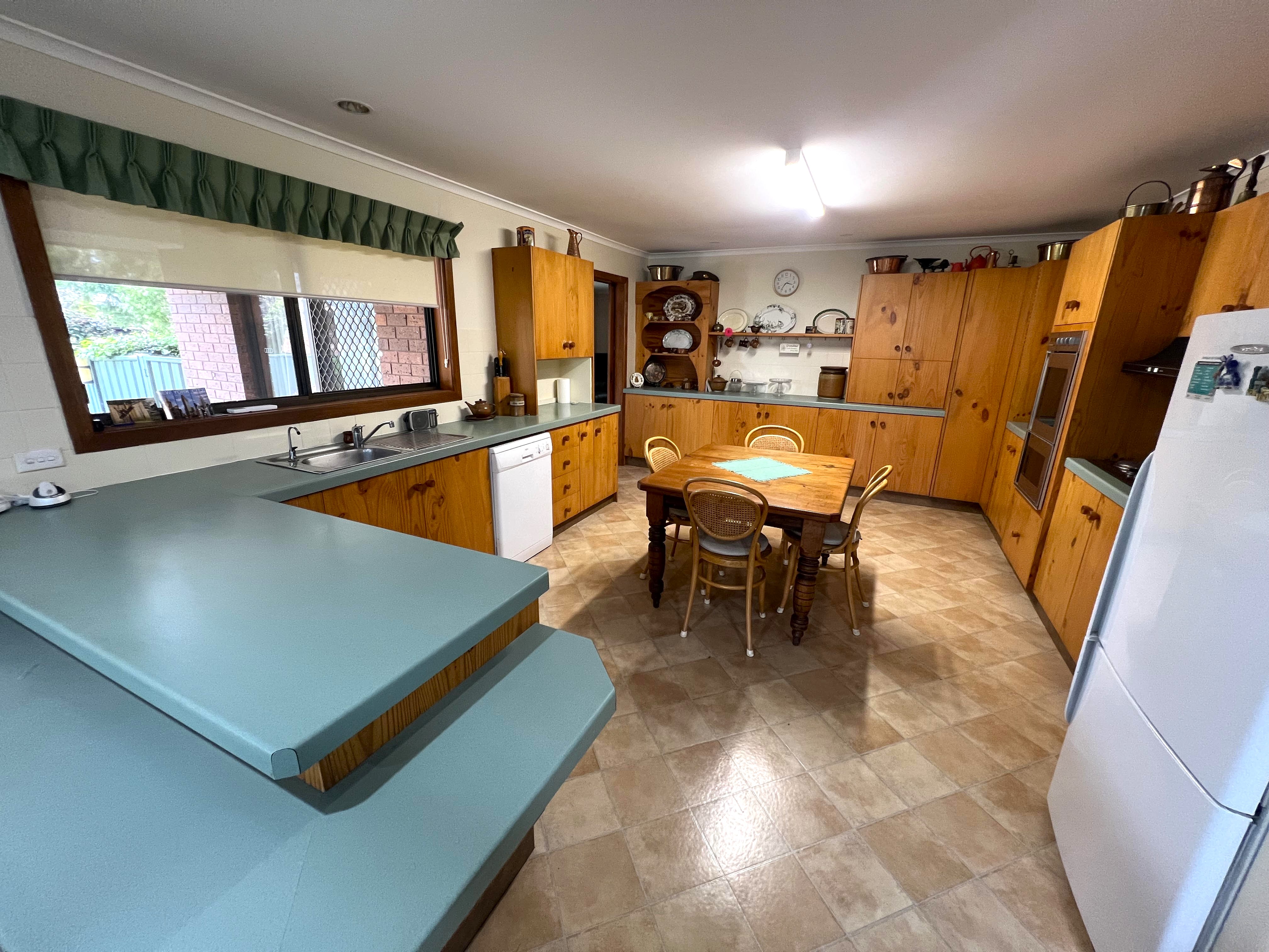 42 BURTON ST, DENILIQUIN NSW 2710, 0 Bedrooms, 0 Bathrooms, House