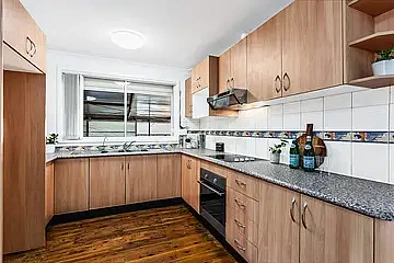 Address Withheld, Colyton, NSW 2760, 5 Bedrooms, 2 Bathrooms, House