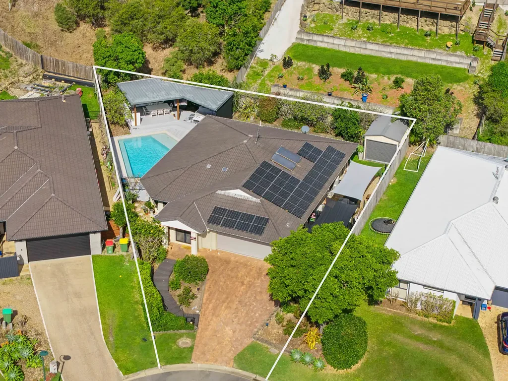 Maudsland 4房  Premium Maudsland Living: Solar, Pool & Space to Grow