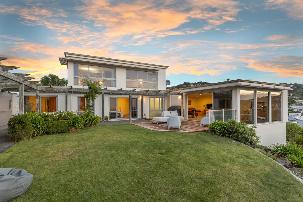Redcliffs 4房  Big Views, Brilliant Family Living