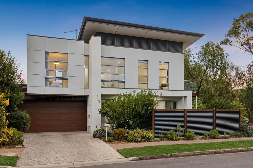 Modern Duplex With Leafy Golf Course Views