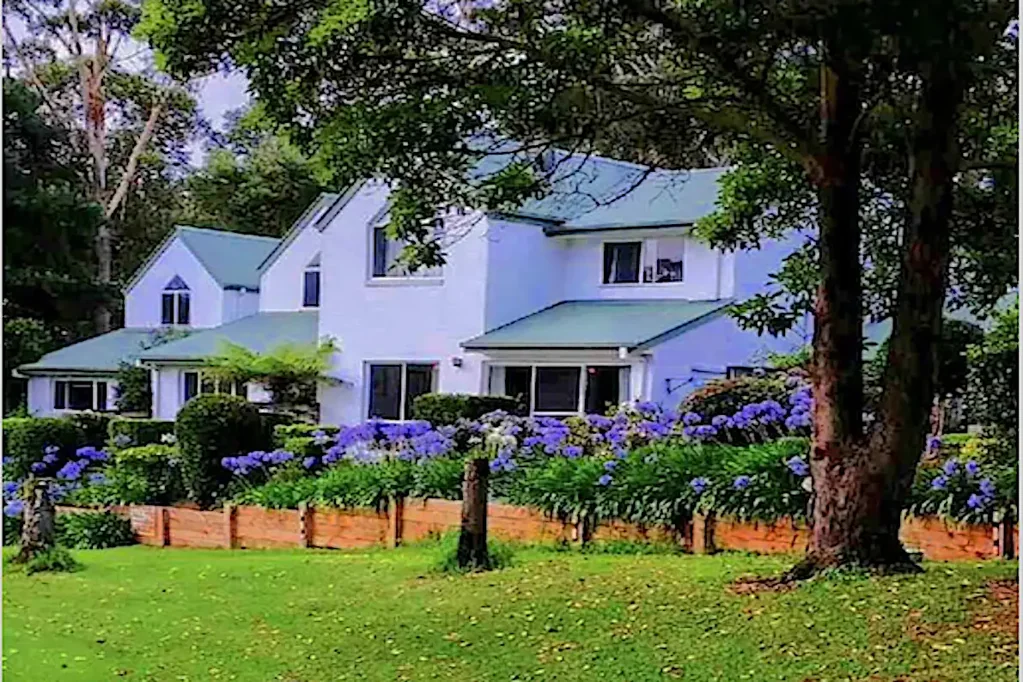 Mollymook Beach 4 Bedroom Fore! Tee Up Your Dream Home