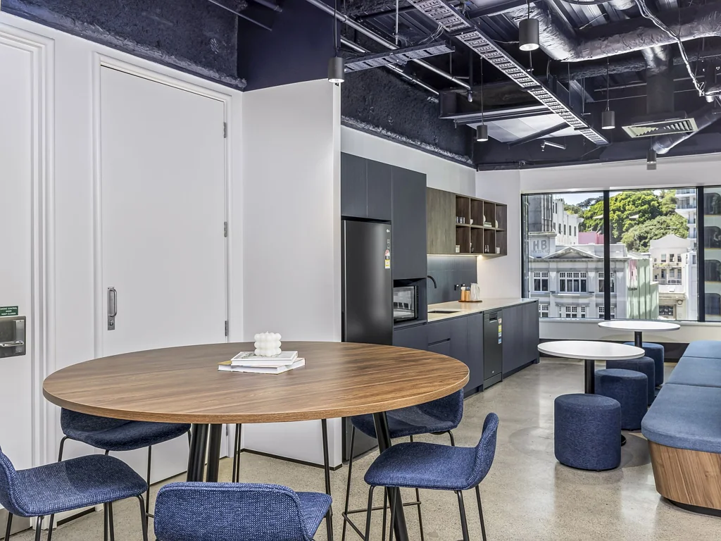 Auckland Central  Refurbished Queen Street Suite