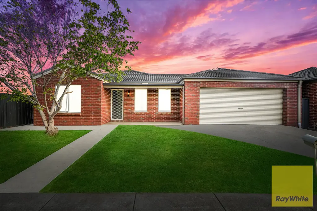 22 Fawkner Road, Manor Lakes, VIC 3024