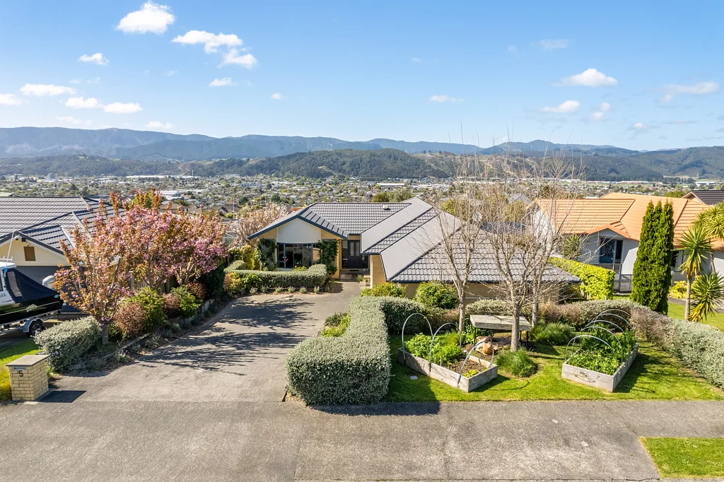 5 Ormrod Grove, Riverstone Terraces, Upper Hutt, Wellington