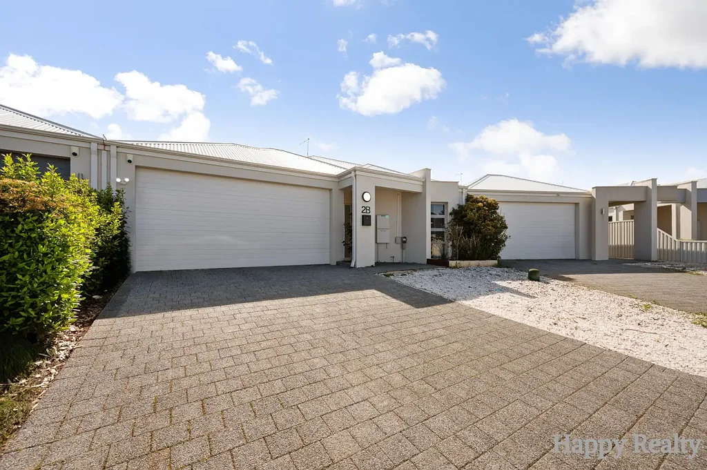 2B Kinsale Parkway, Canning Vale, WA 6155