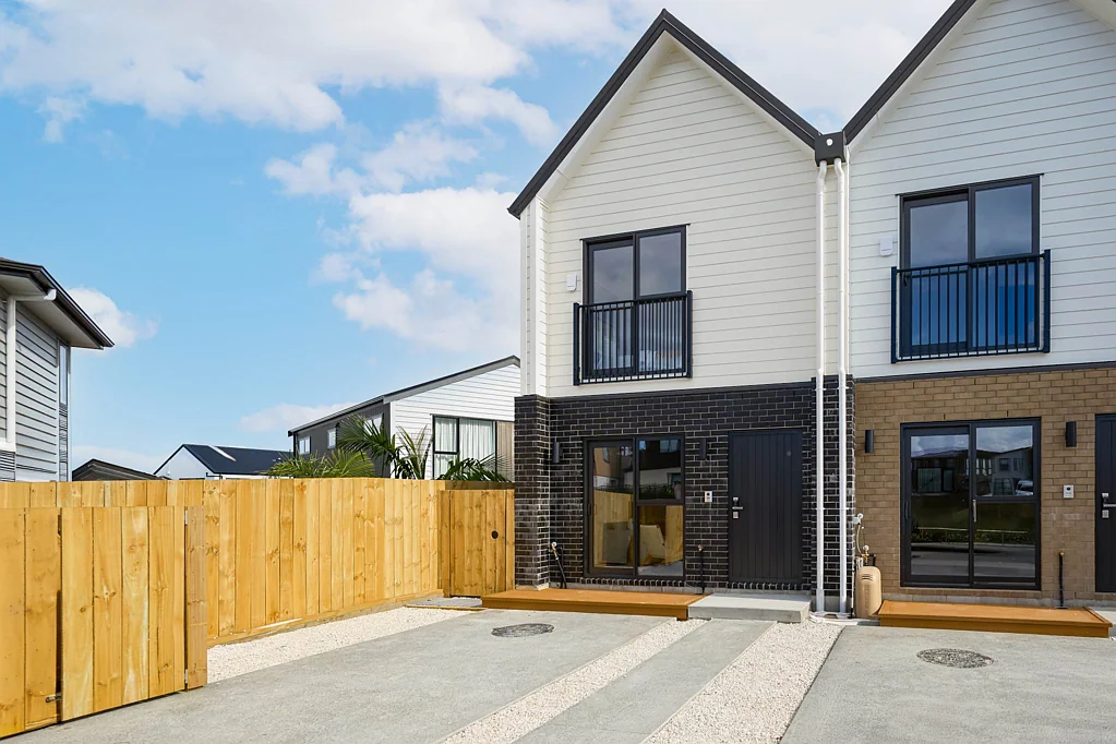 Hobsonville 2Kwarto Under $1m – Brand New with Harbour View