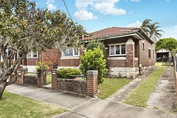27 Lamrock Avenue, Russell Lea