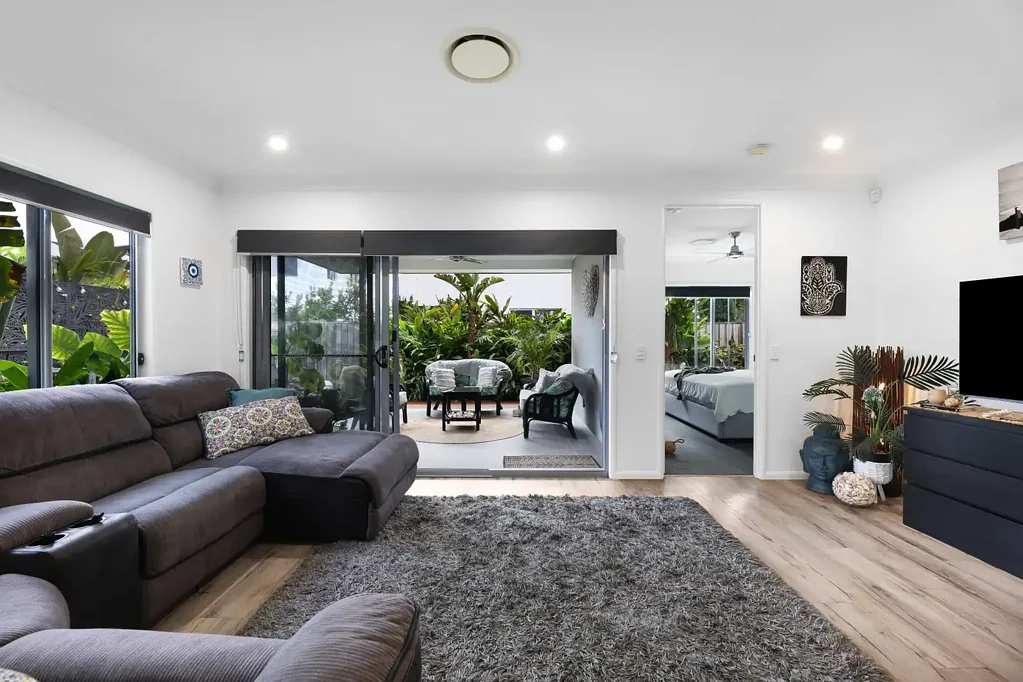 Helensvale 4غرفة نوم Centrally Located Family Home - 4 Bedrooms Plus Study Area