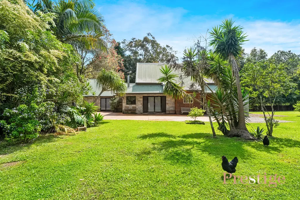 Holgate 3कमरा Timeless Country Charm Across 7.5 Picturesque Acres in Holgate